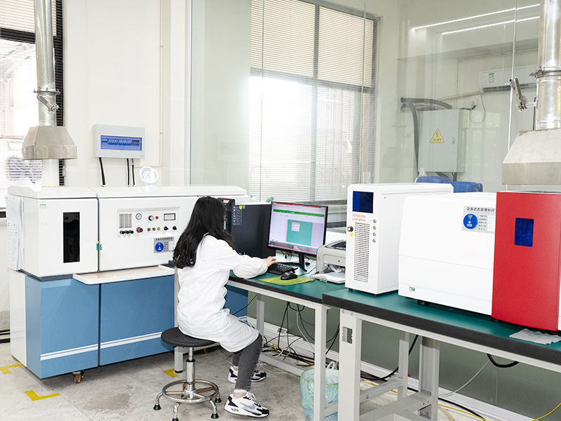 Kalıcı Manyetik Malzemeler için Hassas Ölçüm Sistemi